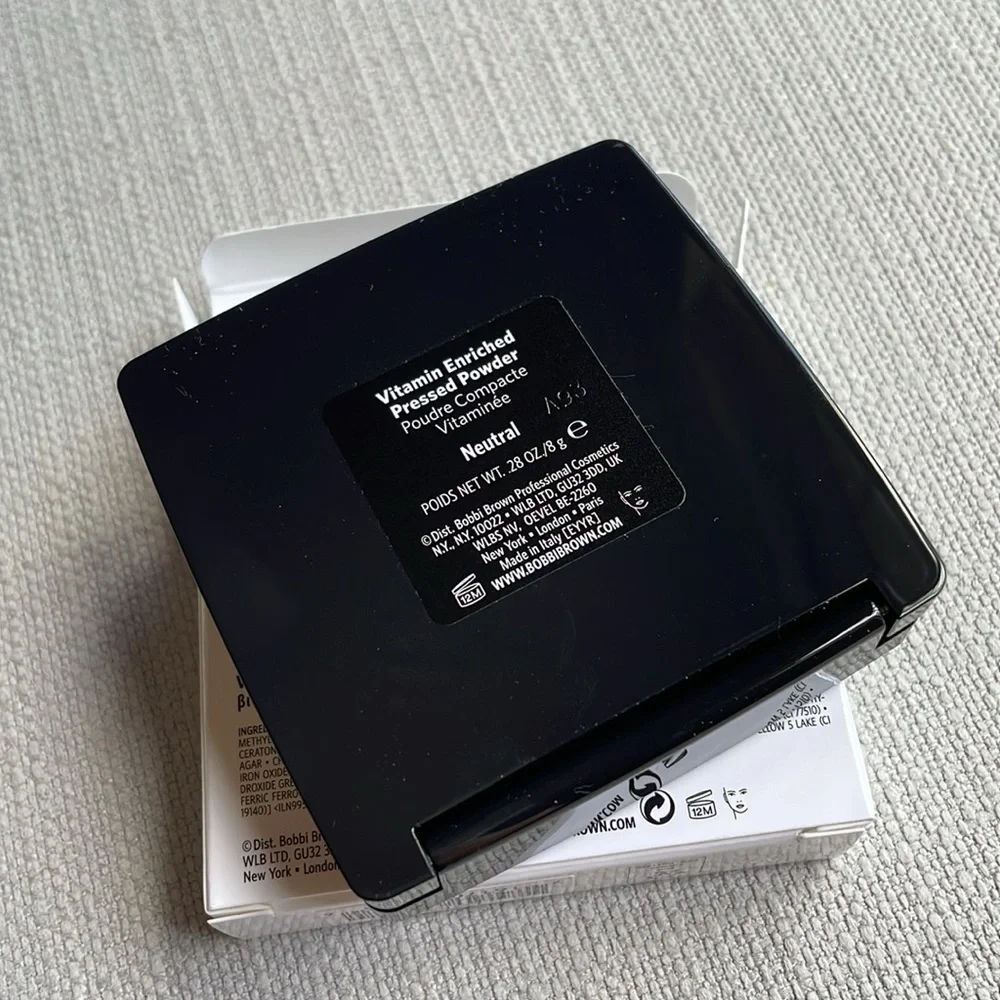 Bobbi Brown Vitamin Enriched Pressed Finishing Powder - neutral